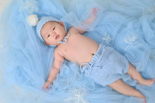 香港宝宝发烧吃什么药 香港宝宝发烧吃什么药